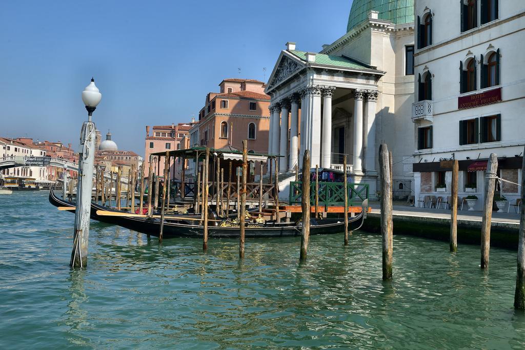 Residenza Ruga Giuffa Castello  Exteriör bild
