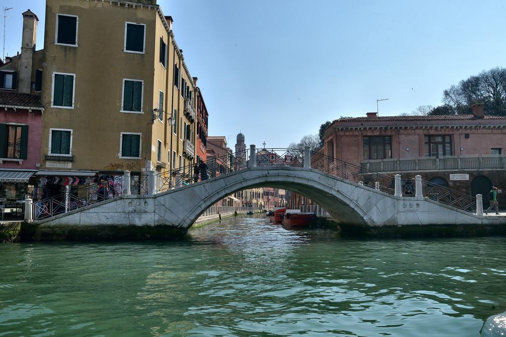 Residenza Ruga Giuffa Castello  Exteriör bild