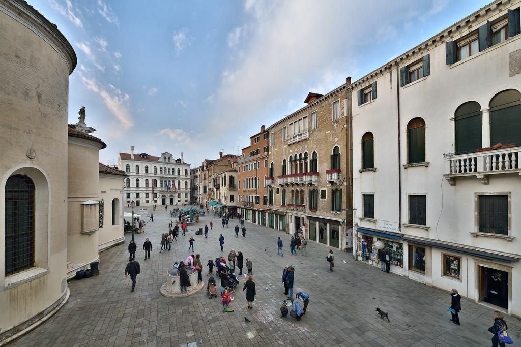 Residenza Ruga Giuffa Castello  Exteriör bild