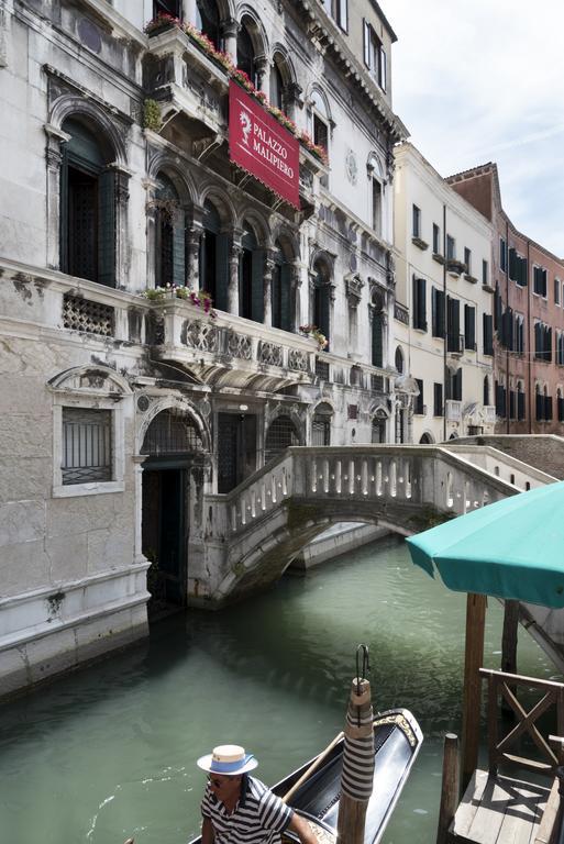 Residenza Ruga Giuffa Castello  Exteriör bild